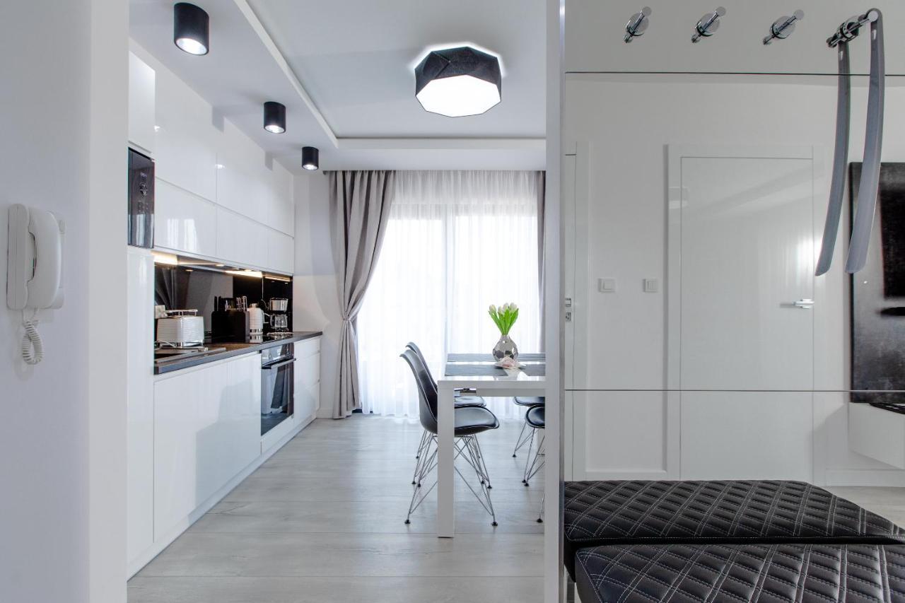 Apartament Linia Komfortu Gardenia Dziwnow Z Widokiem Na Morze Epapartamenty Екстер'єр фото