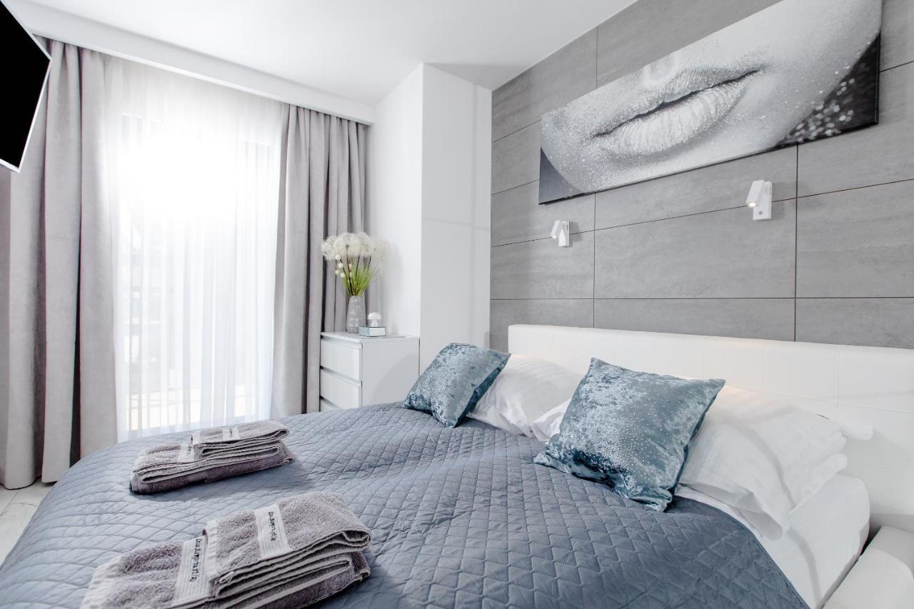 Apartament Linia Komfortu Gardenia Dziwnow Z Widokiem Na Morze Epapartamenty Екстер'єр фото