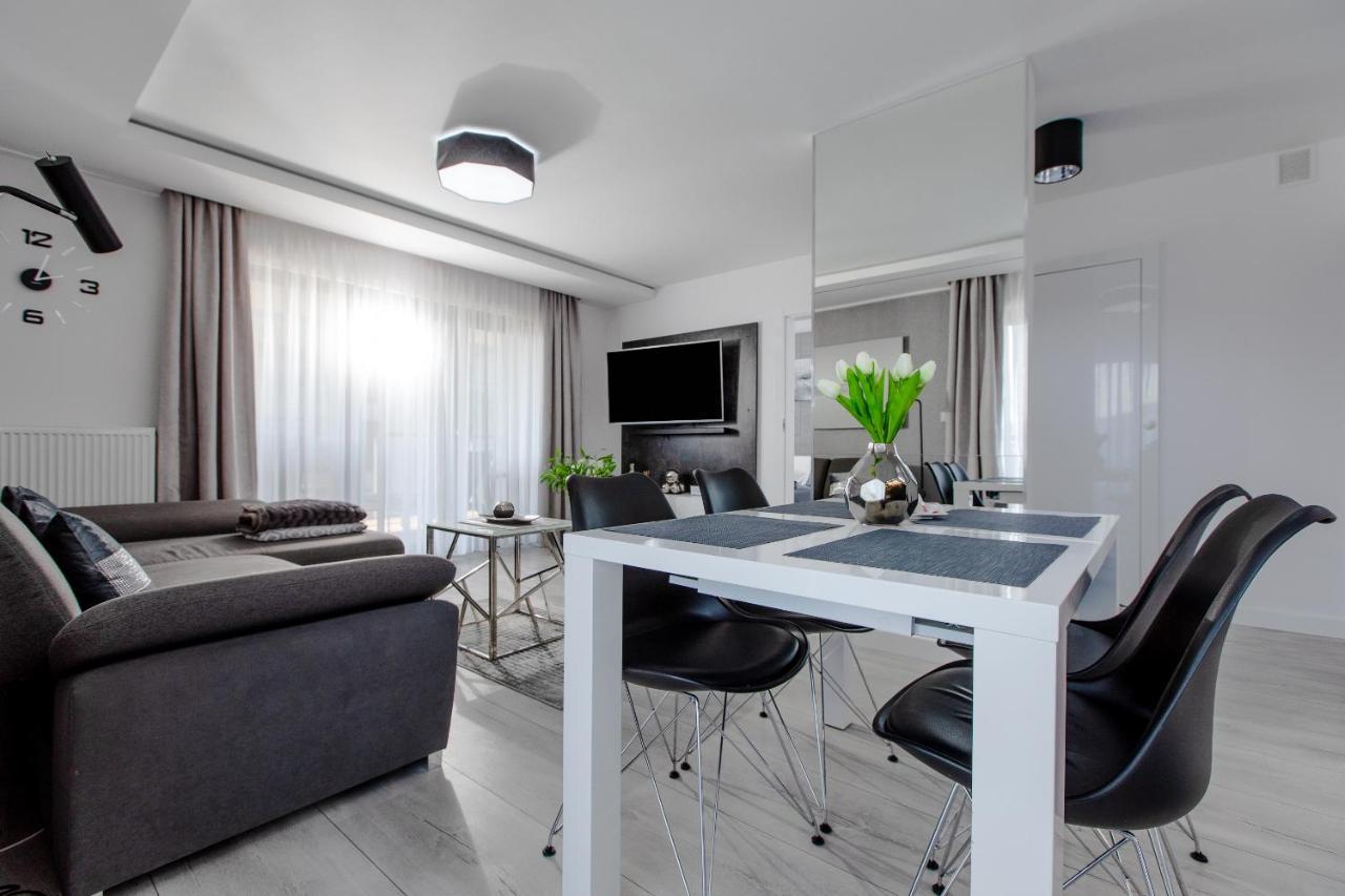 Apartament Linia Komfortu Gardenia Dziwnow Z Widokiem Na Morze Epapartamenty Екстер'єр фото