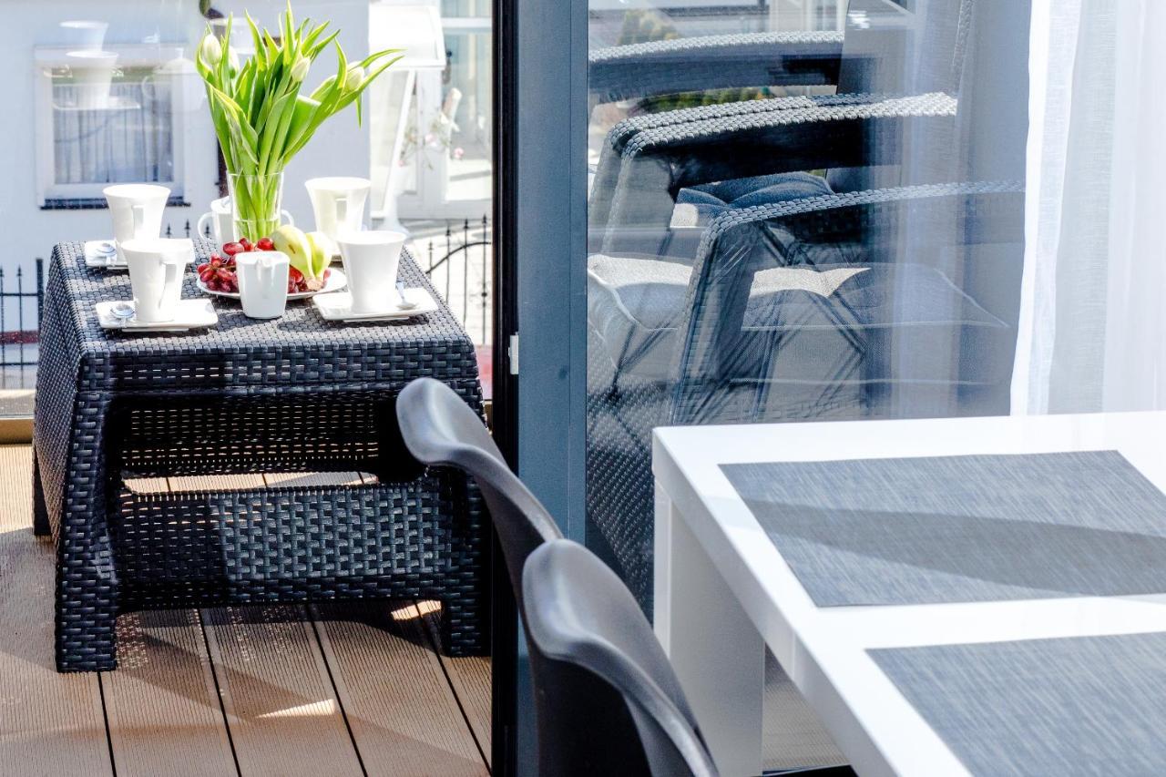 Apartament Linia Komfortu Gardenia Dziwnow Z Widokiem Na Morze Epapartamenty Екстер'єр фото